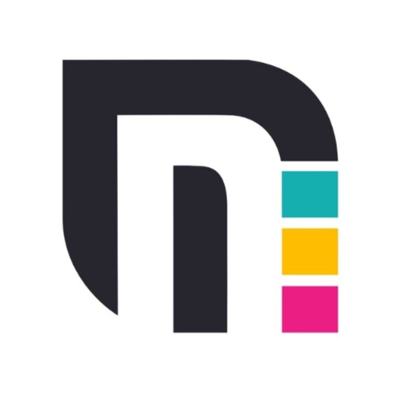 Meet your Posher, Martina - Picture 1 of 1